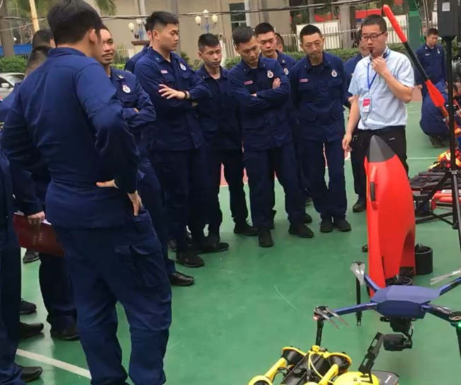 揭陽消防局丨智璟無人化救援裝備參與裝備展示與演示